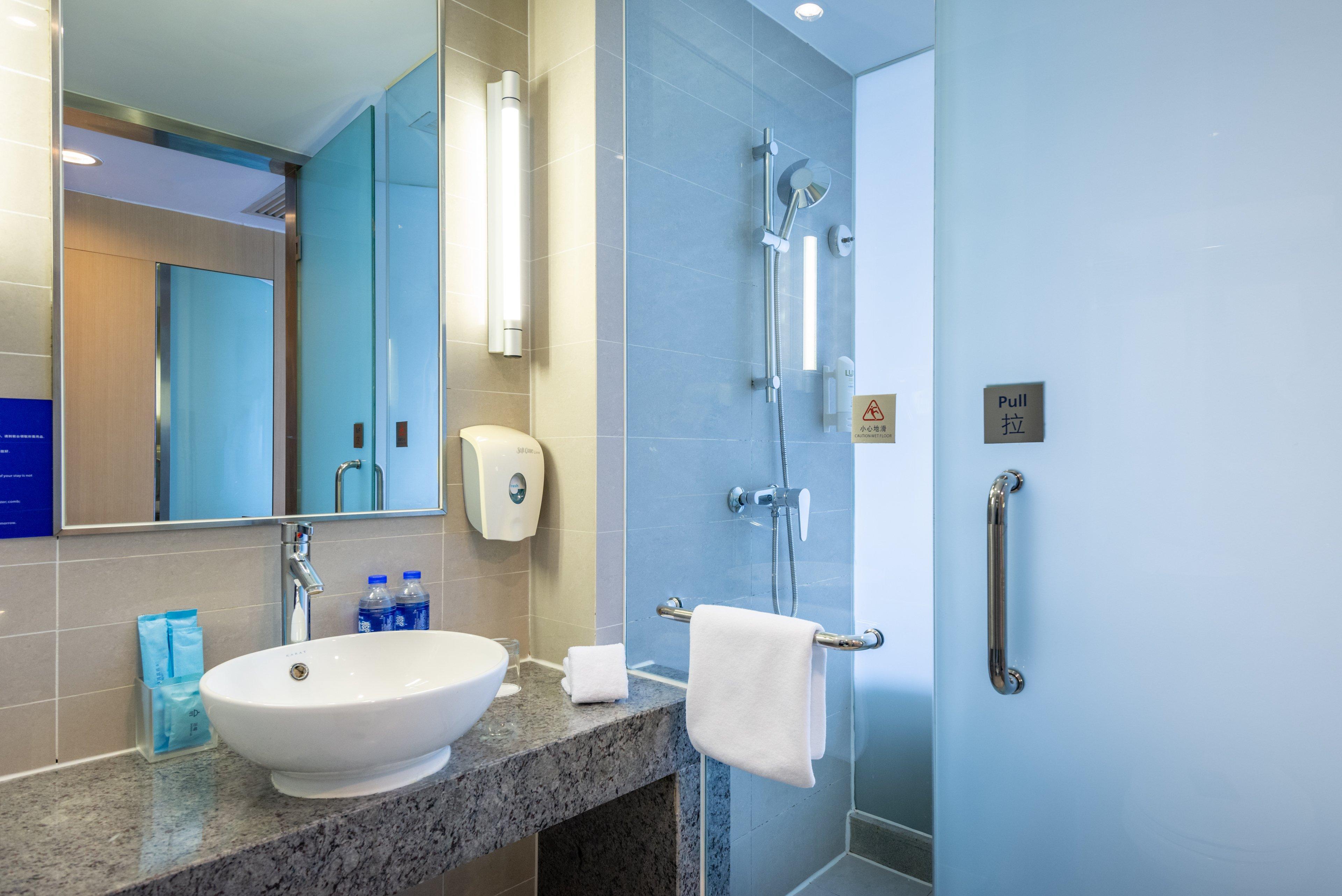 Holiday Inn Express Shanghai New Hongqiao, An Ihg Hotel Εξωτερικό φωτογραφία