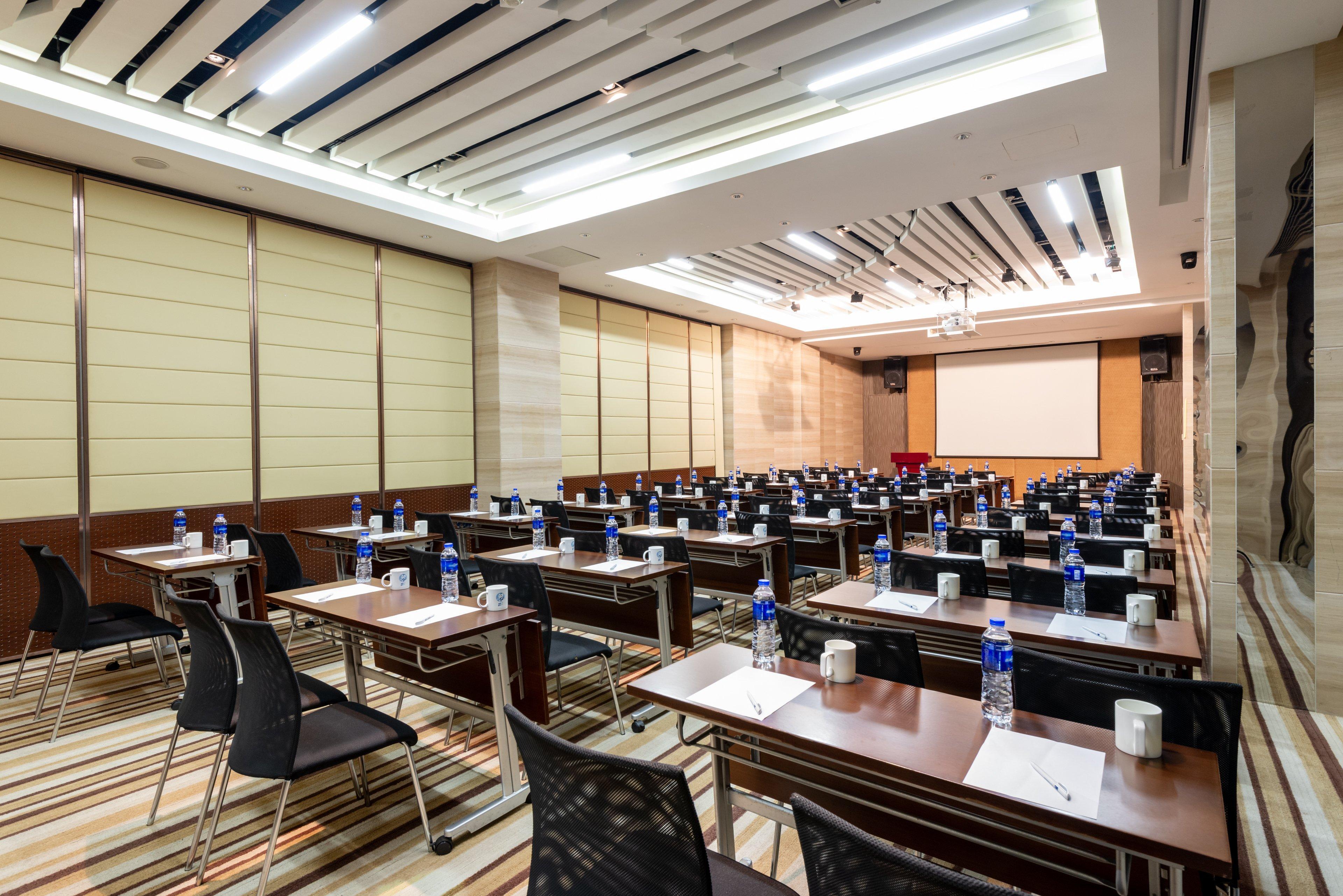 Holiday Inn Express Shanghai New Hongqiao, An Ihg Hotel Εξωτερικό φωτογραφία