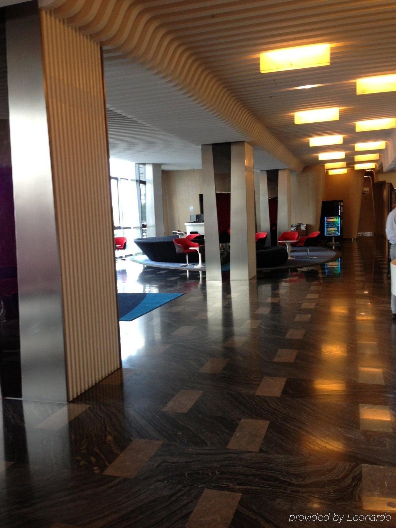 Holiday Inn Express Shanghai New Hongqiao, An Ihg Hotel Εξωτερικό φωτογραφία
